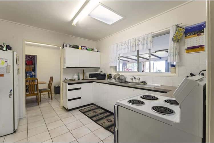 Sixth view of Homely house listing, 4 Peatey Street, Kepnock QLD 4670