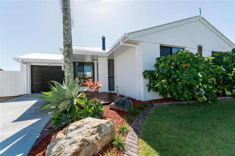 3 Bluefin Court, Sandstone Point QLD 4511