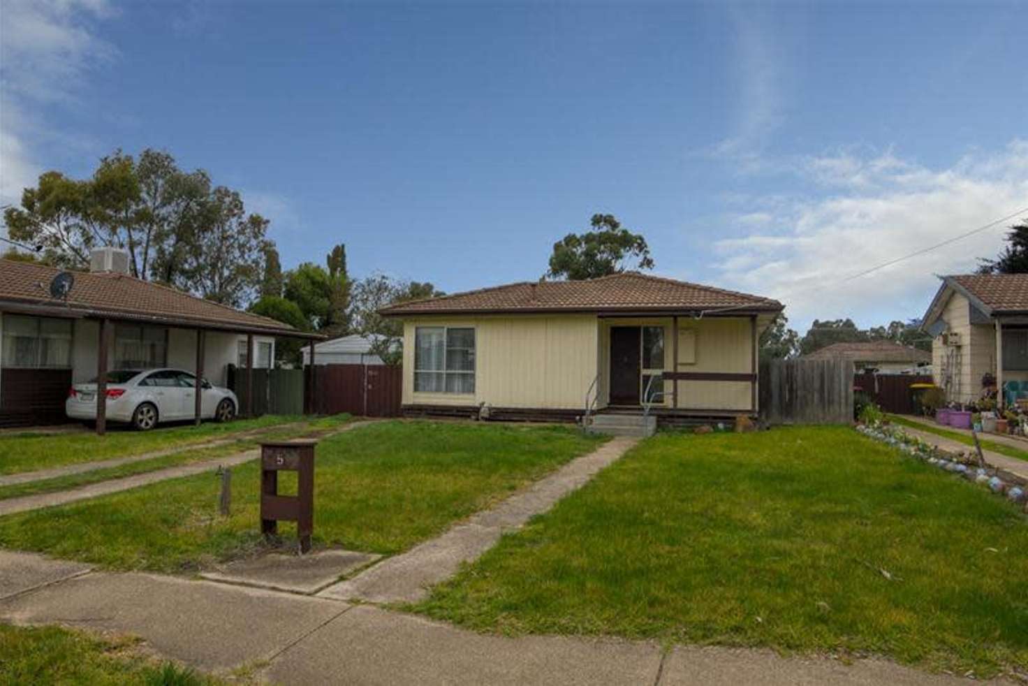 Main view of Homely house listing, 5 GREVILLEA  Court, Ararat VIC 3377