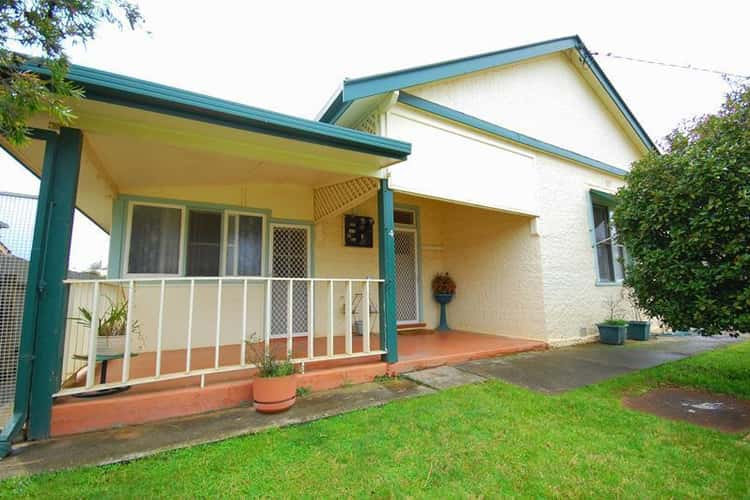 4 Davidson  Street, The Rock NSW 2655