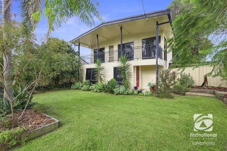 12 Macquarie Road, Mannering Park NSW 2259