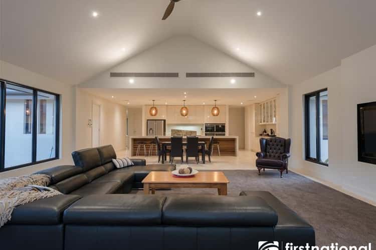 Sixth view of Homely house listing, 18-20 Stylebawn Drive, Berwick VIC 3806