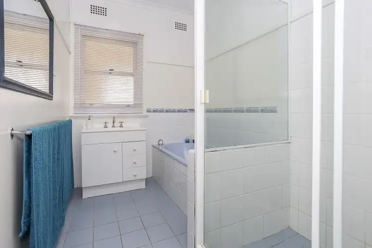 Sixth view of Homely house listing, 2 Ada Street, Singleton NSW 2330