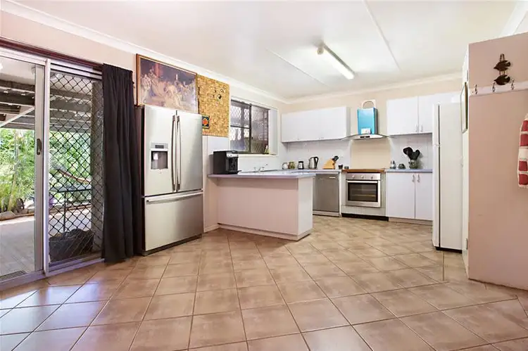 3 Warburton Crescent, Dampier WA 6713