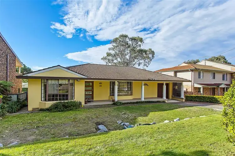 35 Bay Street, Wyee Point NSW 2259
