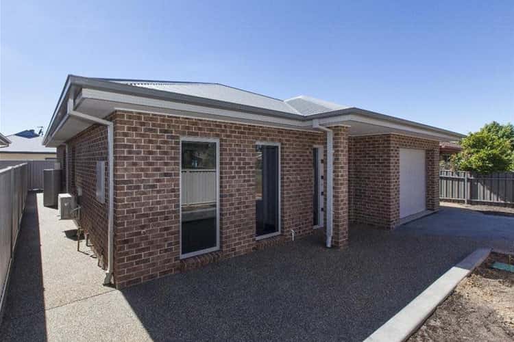 Main view of Homely townhouse listing, 2/12 RUNDELL  Street, Ararat VIC 3377