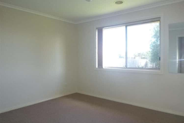 Fifth view of Homely house listing, 9 Balmaceda Court, Berwick VIC 3806