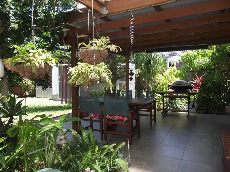 34 Kingfisher Drive, Bongaree QLD 4507