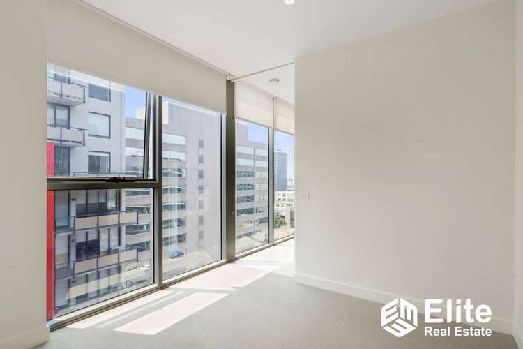 Fourth view of Homely apartment listing, 1011/74 QUEENS ROAD, Melbourne VIC 3004