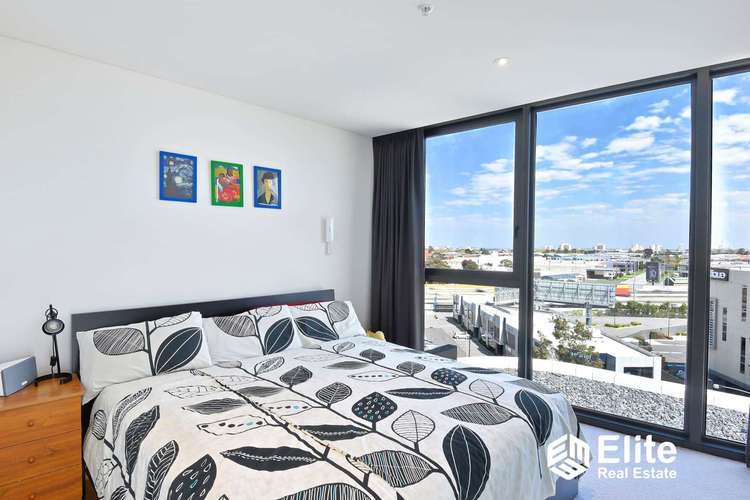 Fifth view of Homely apartment listing, 701/100 LORIMER STREET, Docklands VIC 3008