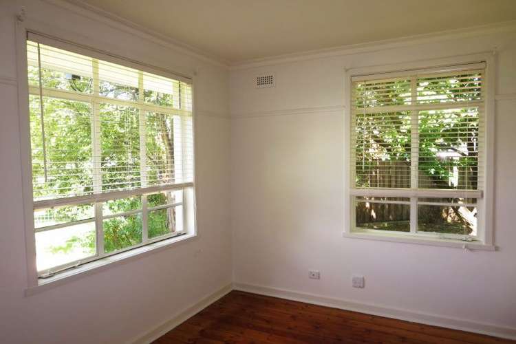 Fourth view of Homely house listing, 4 Karrin Court, Ashwood VIC 3147