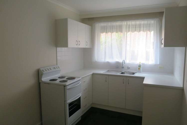 Main view of Homely unit listing, 2/9 Maylands Avenue, Balwyn North VIC 3104