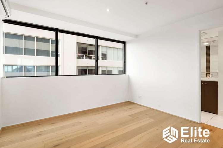 Fourth view of Homely apartment listing, 1001/83 QUEENS ROAD, Melbourne VIC 3004