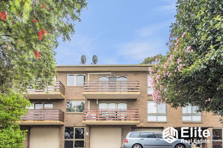 Main view of Homely apartment listing, 4/11 FIRTH STREET, Doncaster VIC 3108