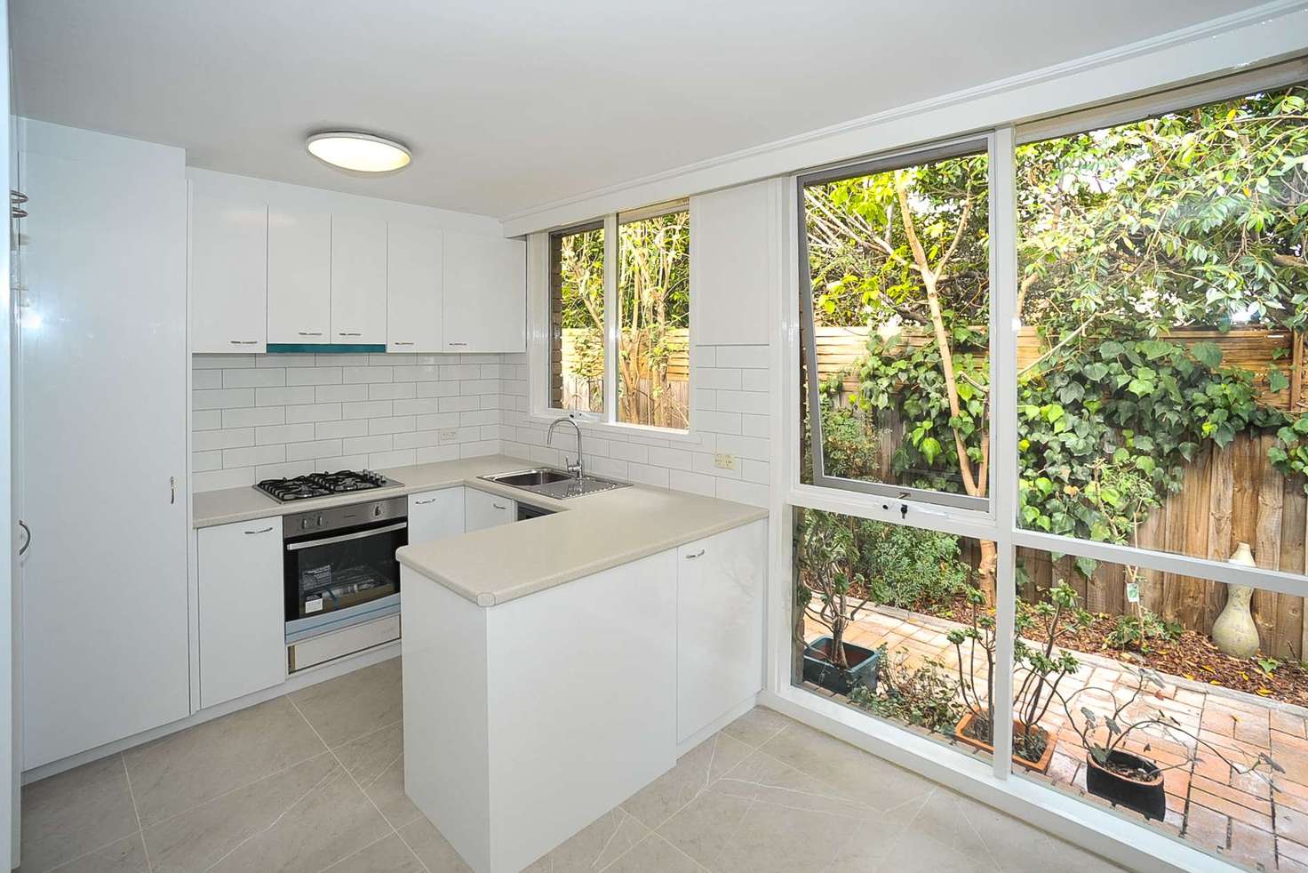 Main view of Homely unit listing, 12/374 Auburn Road, Hawthorn VIC 3122