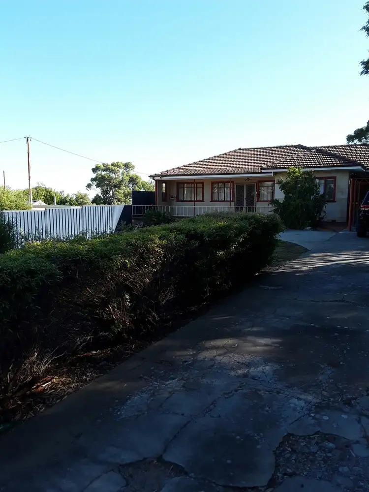 58 Fanstone Avenue