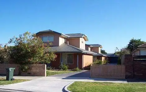 1/23 Crookston Road