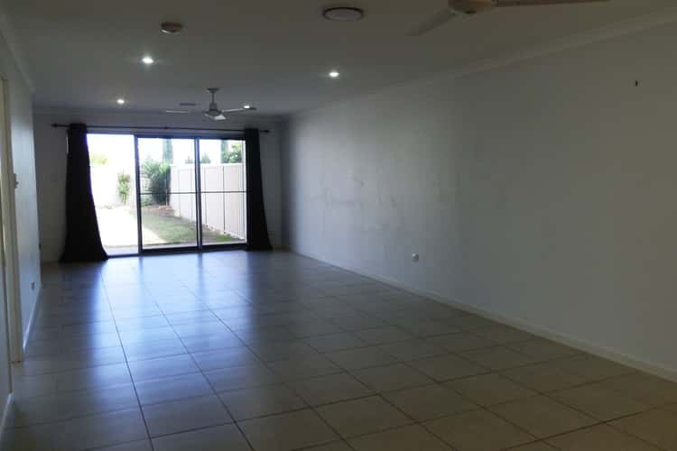 Second view of Homely unit listing, 1/7 Calderwood Street, Emerald QLD 4720