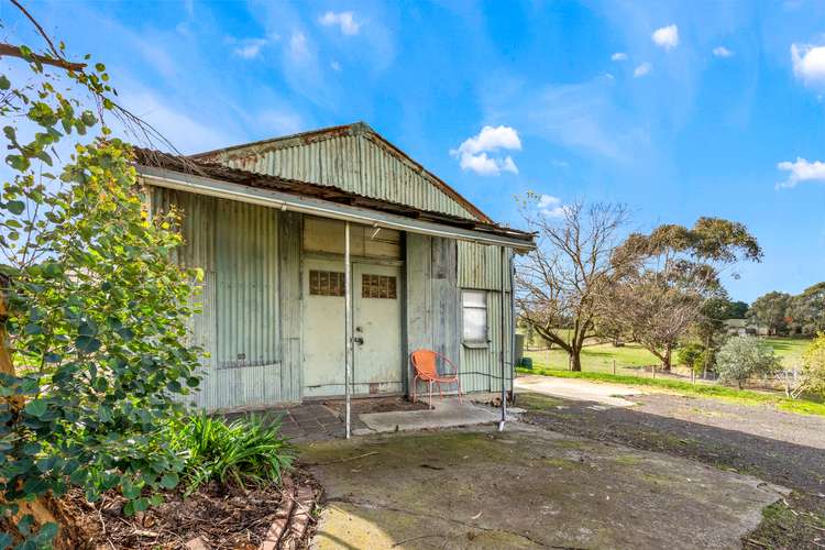 294 Sixth Avenue, Eden Park VIC 3757