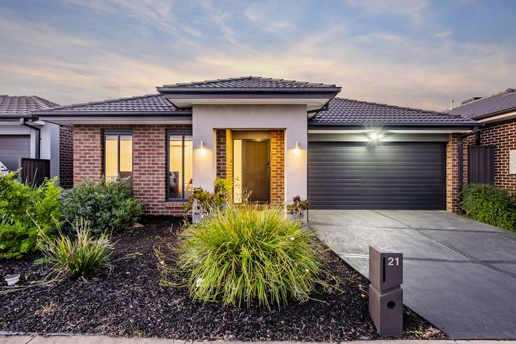Main view of Homely house listing, 21 Adriatic Circuit, Clyde VIC 3978