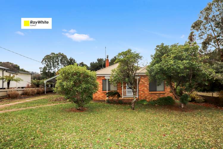 Main view of Homely house listing, 18 Park Avenue, Batlow NSW 2730