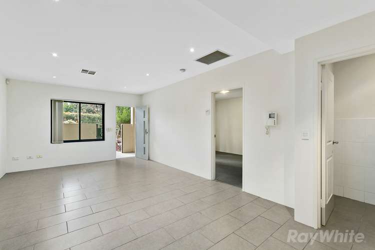 Main view of Homely unit listing, 2/654 King St, Newtown NSW 2042