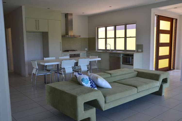 Fourth view of Homely unit listing, 2/3 Seashells Court, Burrum Heads QLD 4659