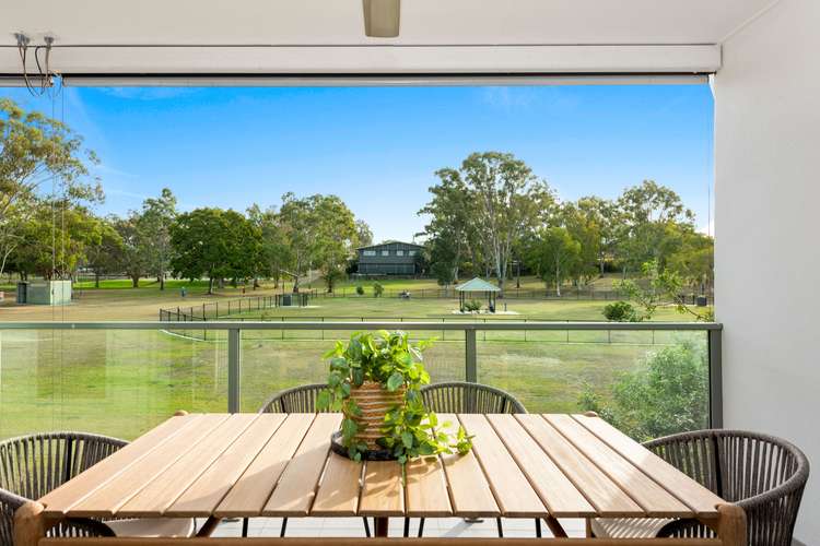 Main view of Homely townhouse listing, 2/62 Pembroke Street, Carina QLD 4152