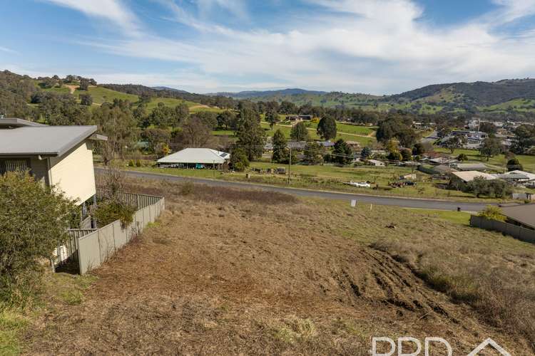 14 Eberlin Place, Tumut NSW 2720