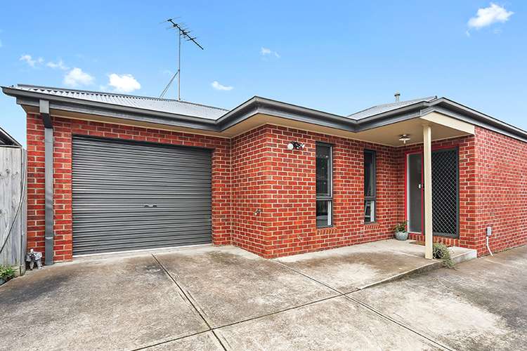 Main view of Homely unit listing, 2/33 Mernda Parade, Belmont VIC 3216