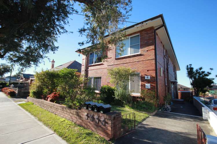 Main view of Homely unit listing, 2/8 Park Street, Kogarah NSW 2217