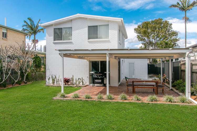 25 Fifth Avenue, Palm Beach QLD 4221