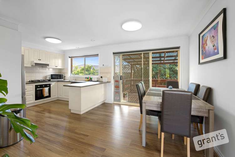 Main view of Homely house listing, 2/5 Chiltern Court, Berwick VIC 3806