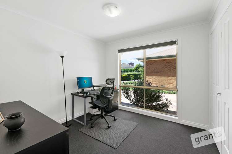 Fifth view of Homely house listing, 2/5 Chiltern Court, Berwick VIC 3806
