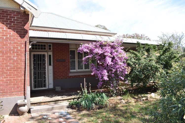 2 Close Street, Parkes NSW 2870