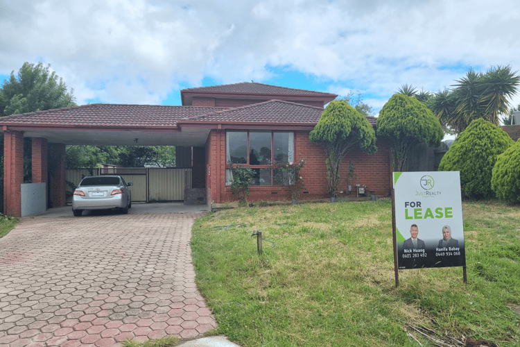 Main view of Homely house listing, 3 Corran Court, Endeavour Hills VIC 3802