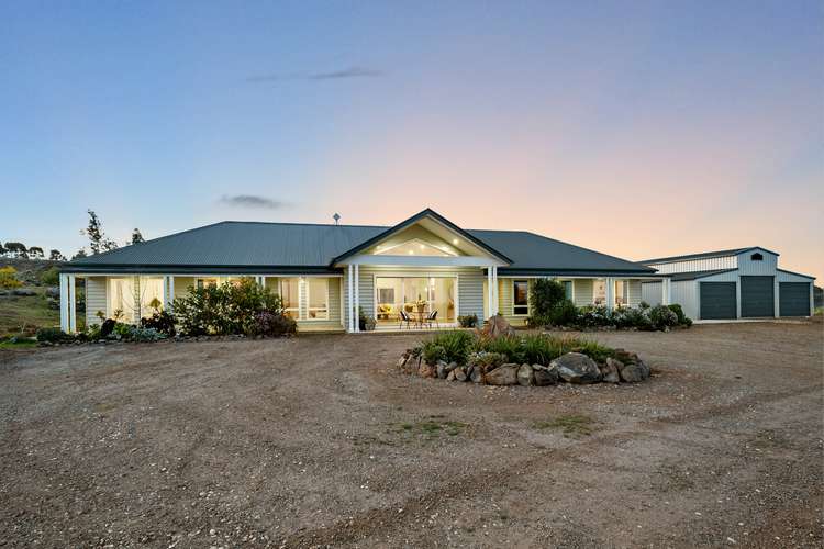 88 Paces Lane, Rowsley VIC 3340