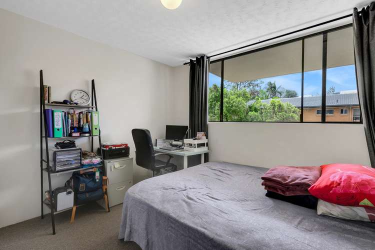 Fifth view of Homely unit listing, 2/87 Beatrice Street, Taringa QLD 4068