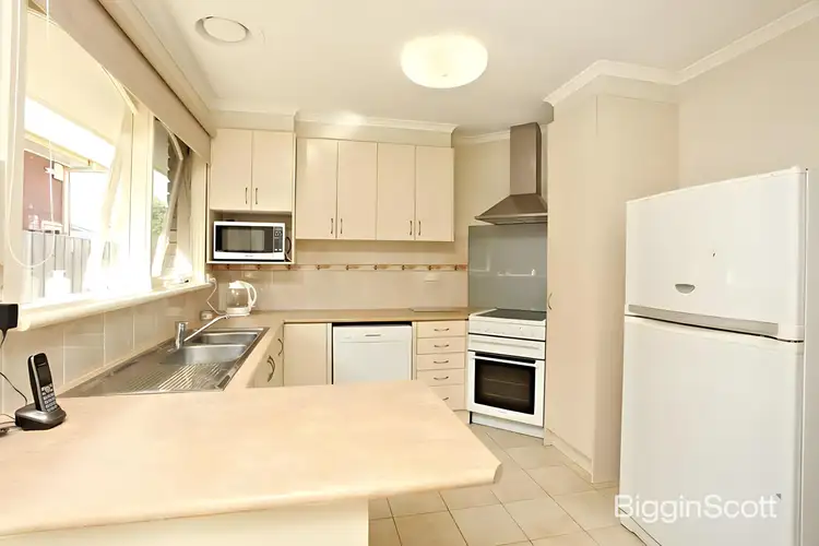 Second view of Homely house listing, 5 Crusader Crescent, Glen Waverley VIC 3150