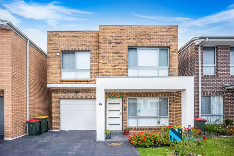 Main view of Homely townhouse listing, 19 Godfrey Glade, Schofields NSW 2762