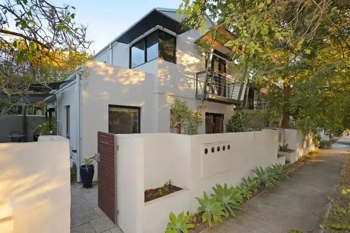 16B Princess Road