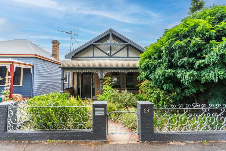 29 Dora Street, Orange NSW 2800