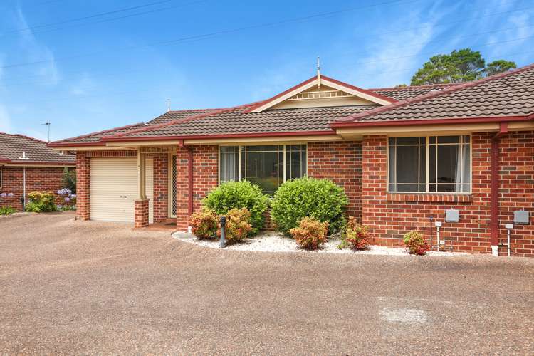 Main view of Homely villa listing, 4/1 Gilba Road, Koonawarra NSW 2530