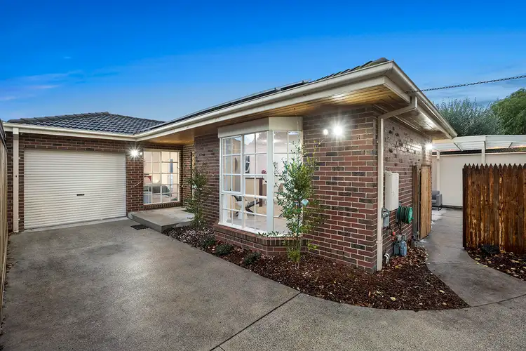 16B Wallace Crescent