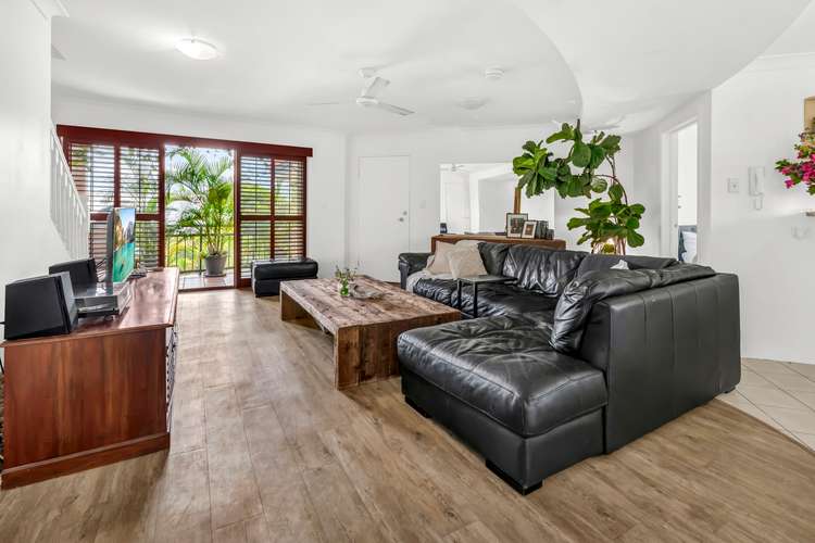 Main view of Homely apartment listing, 11/31-33 Mawarra Street, Chevron Island QLD 4217