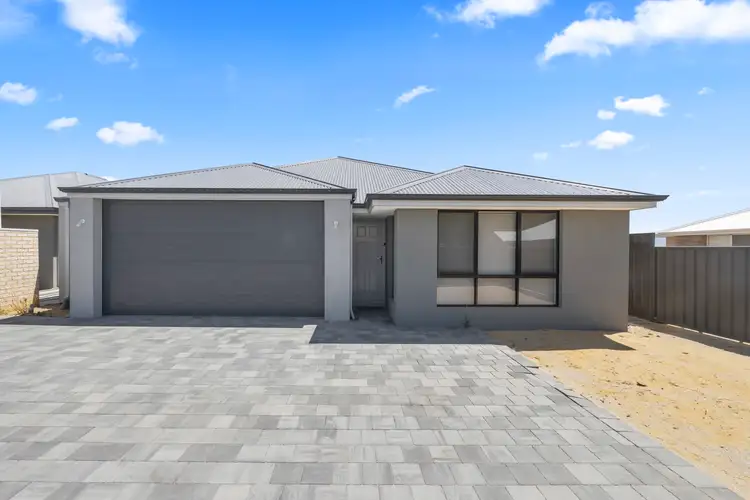 8/338 Holmes Road