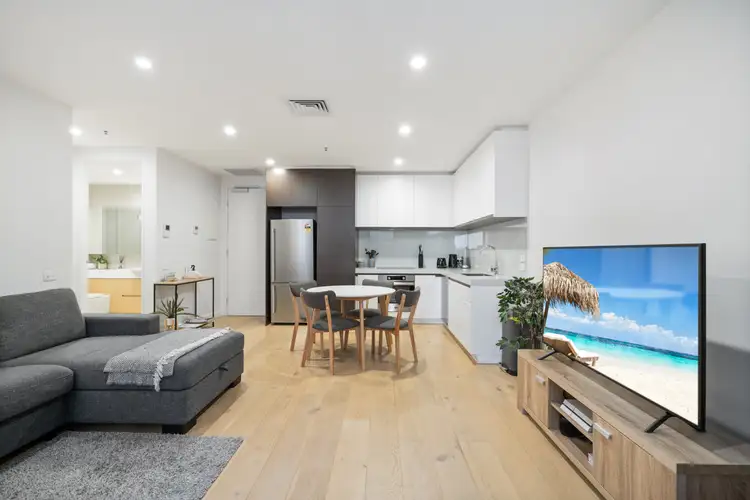 203/7B Remington Drive