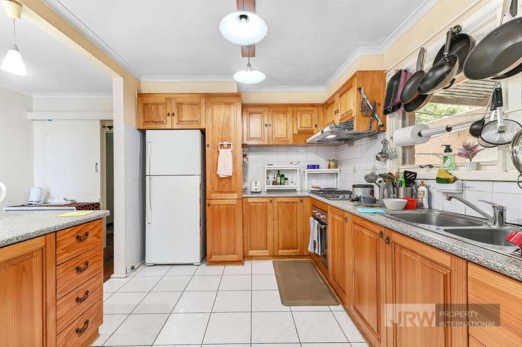 Sixth view of Homely unit listing, 1/7 Doynton Parade, Mount Waverley VIC 3149
