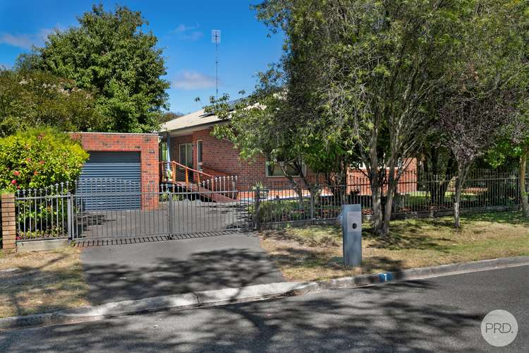 7 Grandison Avenue, Mount Clear VIC 3350