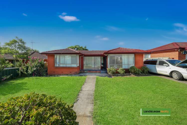 Main view of Homely house listing, 18 Carrington Circuit, Leumeah NSW 2560